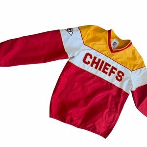 Chiefs Red and Yellow windbreaker long sleeve pullover SZ S